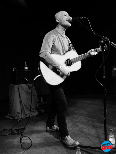 King Creosote nos hace soñar en la Sala El Sol 2017.2