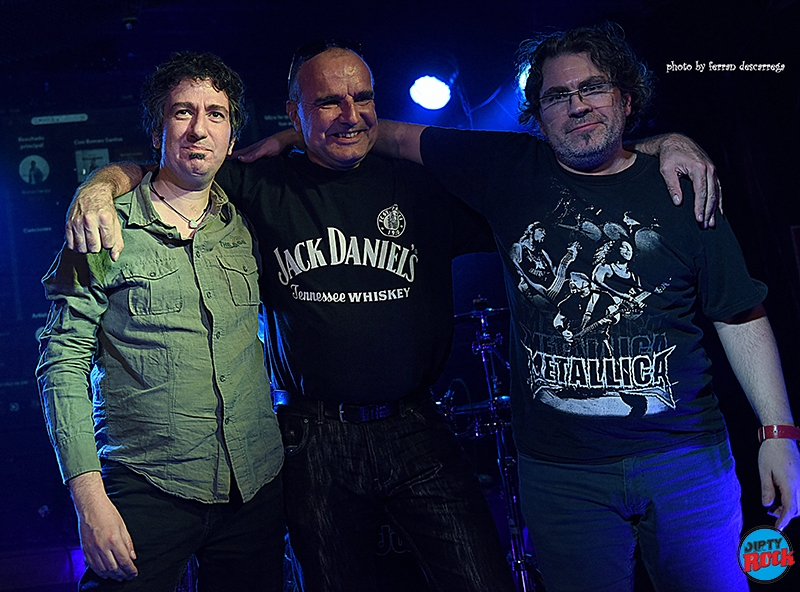 The Foxholes y La Broma Negra The Foxholes y La Broma Negra