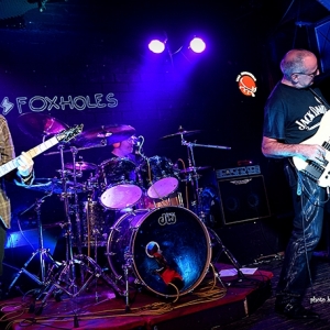 The Foxholes y La Broma Negra.4