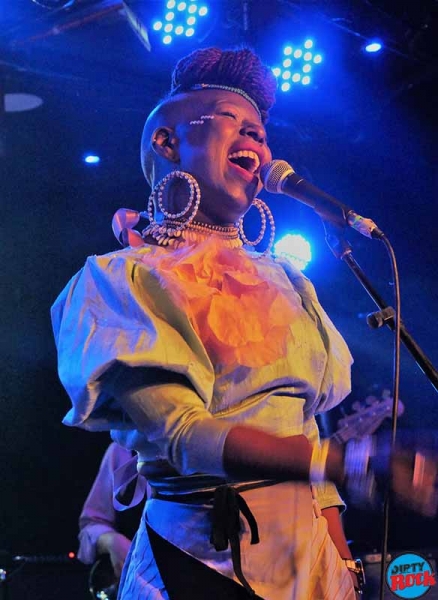 Shirley Davis & The SilverBacks Wishes & wants nuevo disco Shirley Davis & The SilverBacks Wishes & wants nuevo disco