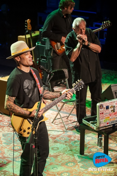 Ben Harper y Charlie Musselwhite en Barcelona 2018 Sala Barts.5