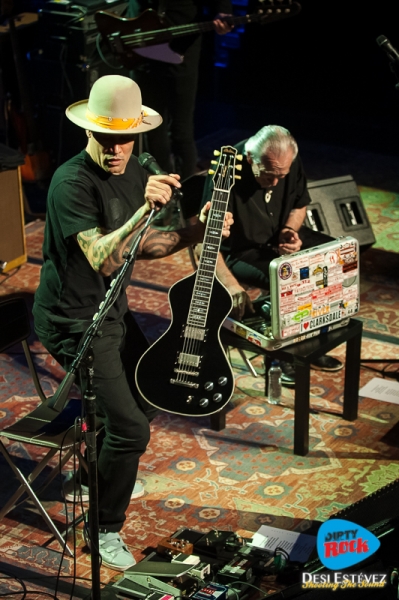 Ben Harper y Charlie Musselwhite en Barcelona 2018 Sala Barts.6