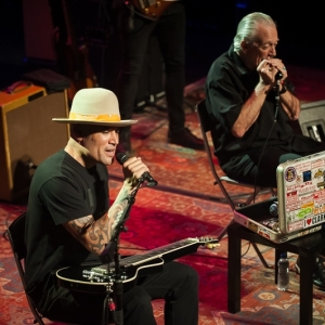 Ben Harper y Charlie Musselwhite en Barcelona 2018 Sala Barts.8