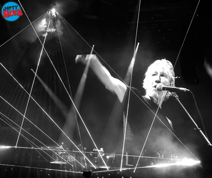 P1070276Roger Waters Us + Them  Madrid Wizink Center 2018 dirty rock magazine