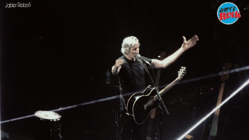 05-26-12.32.54Roger Waters Us + Them Madrid Wizink Center 2018 dirty rock magazine 05-26-12.32.54Roger Waters Us + Them Madrid Wizink Center 2018 dirty rock magazine