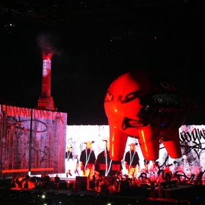 P1070218Roger Waters Us + Them  Madrid Wizink Center 2018