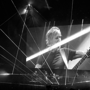 P1070284Roger Waters Us + Them  Madrid Wizink Center 2018 dirty rock magazine