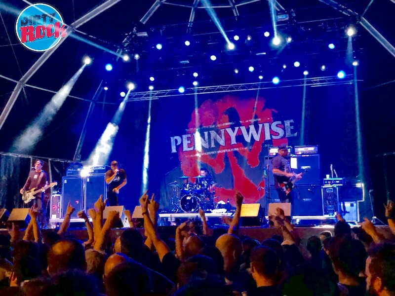 Download2018Pennywise