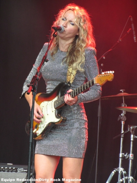 BBK MUSIC LEGENDS ANA POPOVIC III