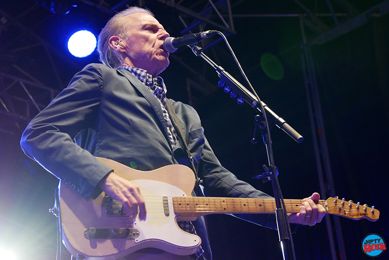 John Hiatt publica nuevo disco The Eclipse Sessions.