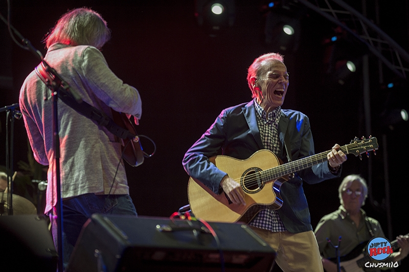 John Hiatt Huercasa. John Hiatt Huercasa.