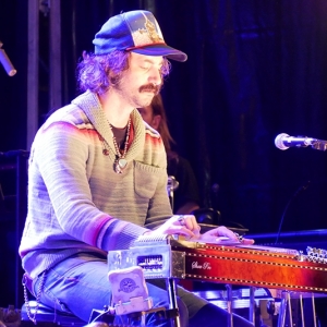 Steve Earle & The Dukes Huercasa.14