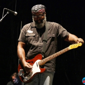 Alvin Youngblood Hart Motatalaz