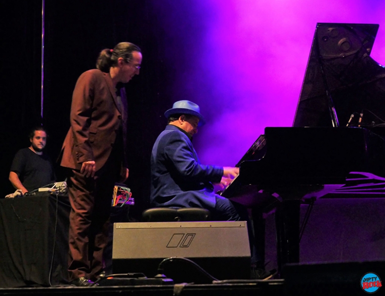 Lluís Coloma Trío Moratalaz Blues. Lluís Coloma Trío Moratalaz Blues.