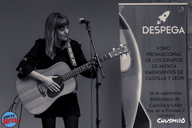 Nadia Álvarez en el Foro Despega CyL presentando Mundos sutiles. Nadia Álvarez en el Foro Despega CyL presentando Mundos sutiles.
