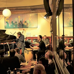 Ben y Leo Sidran celebran 20 años de música en el Café Central.
