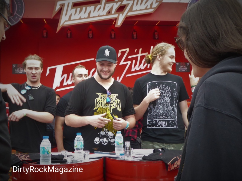 alienweaponryresu19dirtyrockm141953 alienweaponryresu19dirtyrockm141953