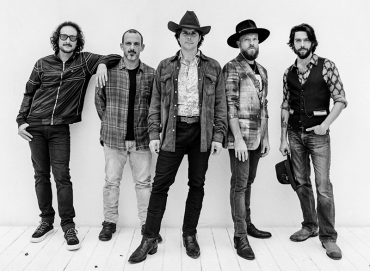 Lukas Nelson & Promise of the Real anuncian nuevo disco, A Few Stars Apart