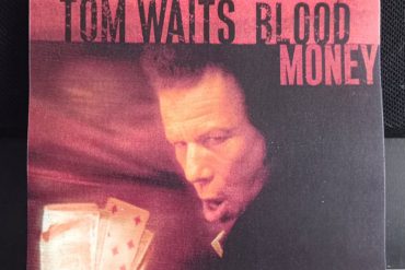 Tom Waits tal día como hoy publicó Blood Money