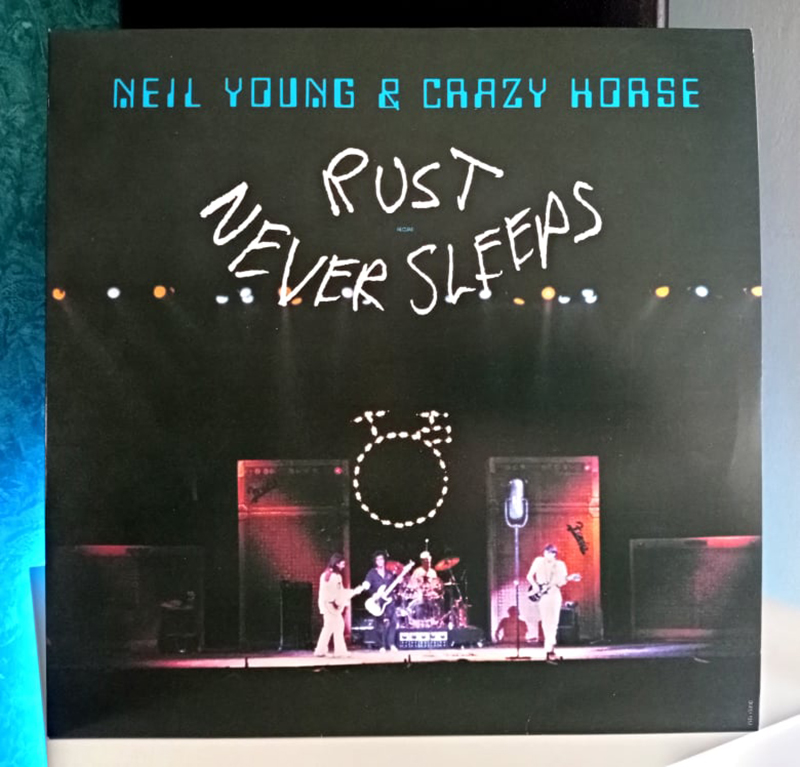 Neil Young and Crazy Horse Rust Never Sleeps disco