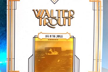 Walter Trout Life In The Jungle disco