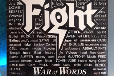 Fight ‎– War Of Words disco