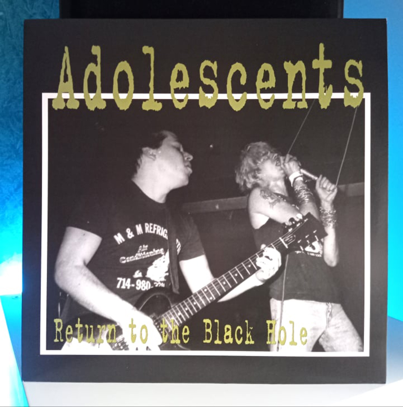 Adolescents Return to the Black Hole disco