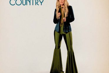 Lainey Wilson anuncia nuevo disco, Bell Bottom Country