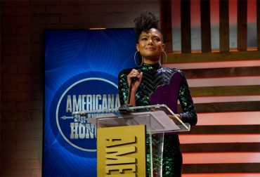 Allison Russell ganadora Premios Americana Music