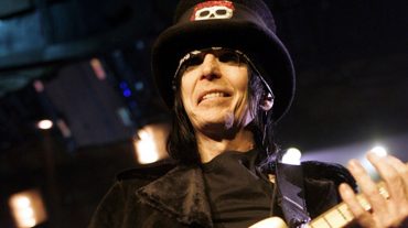 Mick Mars anuncia su retirada de los escenarios con Mötley Crüe 