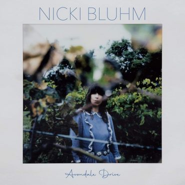 nicki bluhm avondale drive nuevo disco