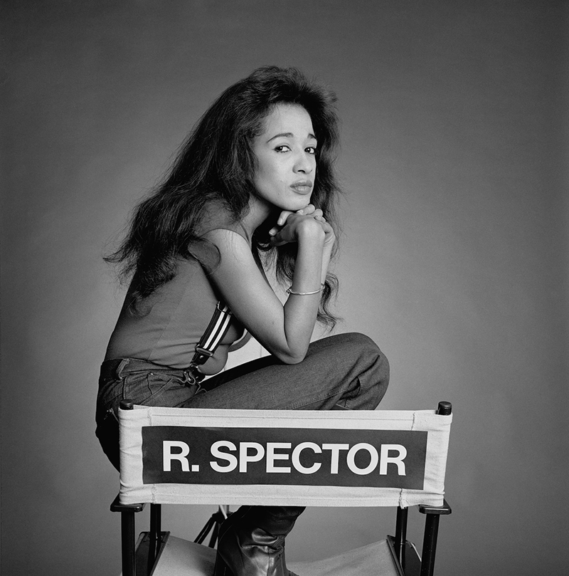 Adios-Ronnie-Spector-2021