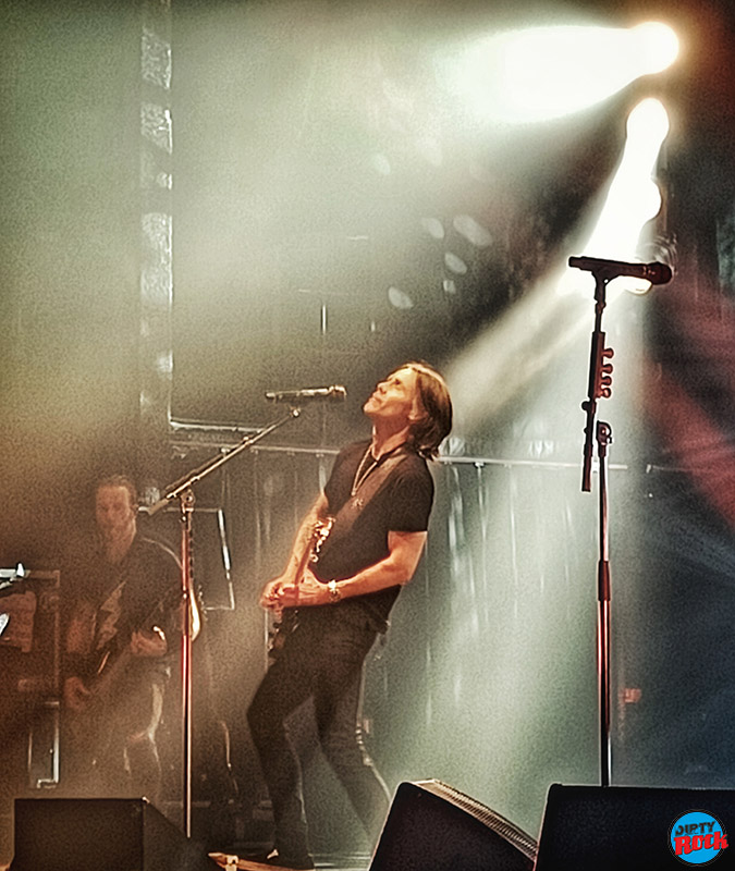 Alter-Bridge-Halestorm-Mammoth-WVH-Barcelona-2022.4 Alter-Bridge-Halestorm-Mammoth-WVH-Barcelona-2022.4