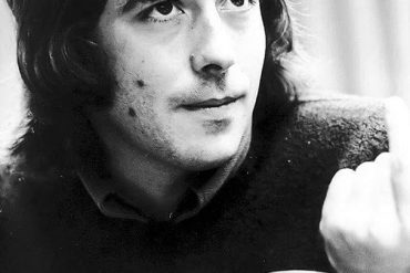 Serrat eterno e infinito