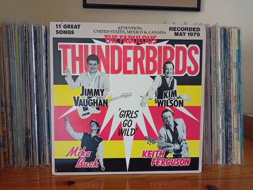 The Fabulous Thunderbirds y Girls go wild