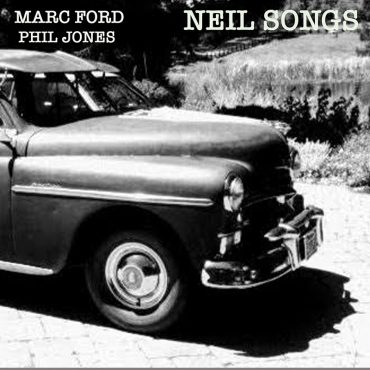 Marc Ford y Phil Jones le cantan a Neil Young en Neil Songs