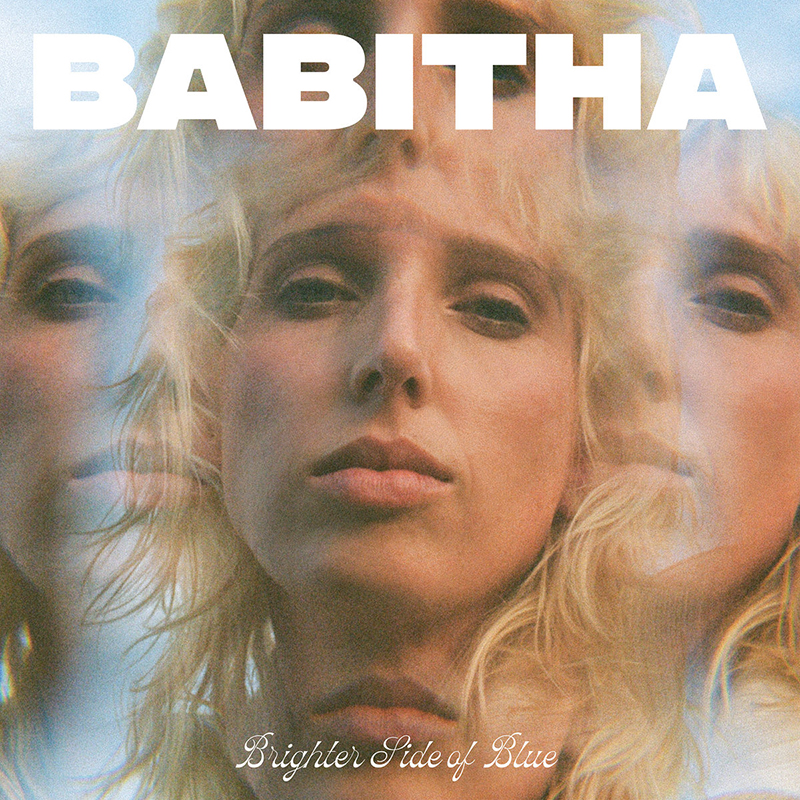 Debut de Babitha con Brighter Side of Blue