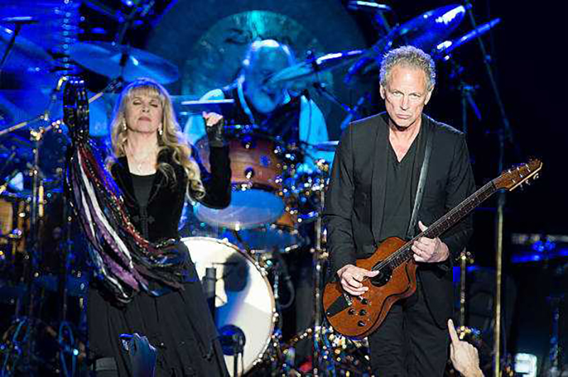 Fleetwood Mac Rumours Live disco