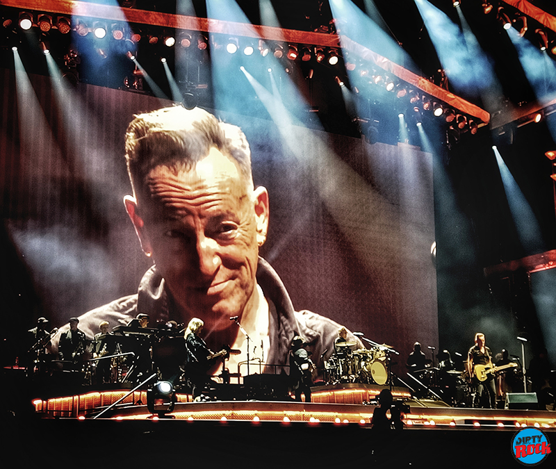 Bruce-Springsteen-Barcelona-day-1-2023-cover Bruce-Springsteen-Barcelona-day-1-2023-cover