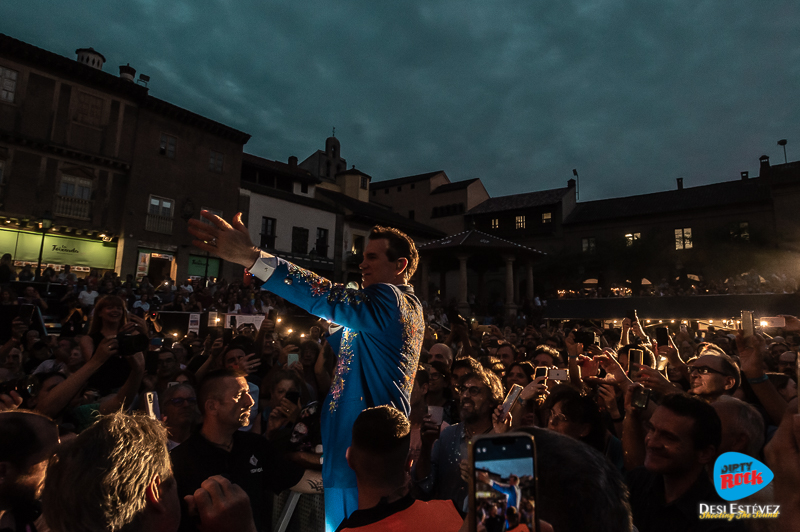 20230712-Chris-Isaak_DSI5520©DesiEstevez 20230712-Chris-Isaak_DSI5520©DesiEstevez