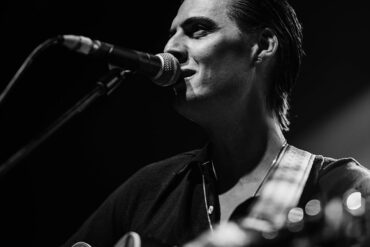 Bud Rokesky lanzará nuevas canciones cada mes durante el resto de 2024