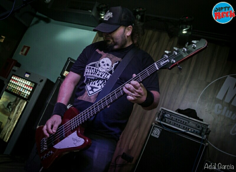 stonevillebass2 stonevillebass2