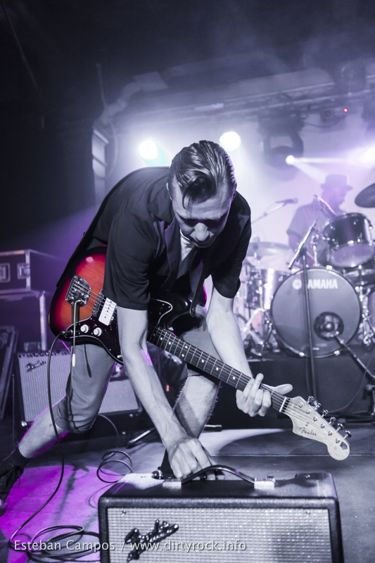 Messer Chups @ Paper Club - Dirty Rock